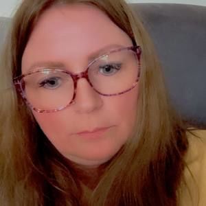 Meet your Posher, Lorinda